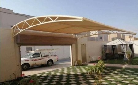 دليل مظلات السيارات بالرياض - أفضل التغطيات، المواصفات، والحلول العصرية 